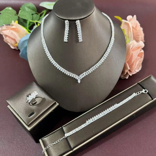 1 set of fashionable jewelry set